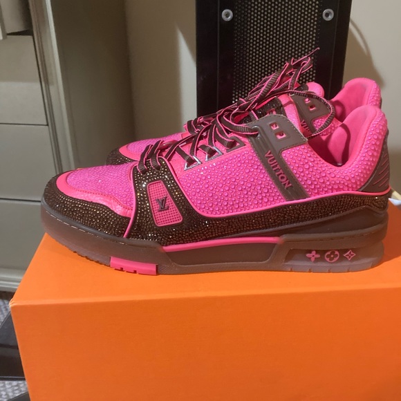 Lv trainer shoes - Picture 1 of 2